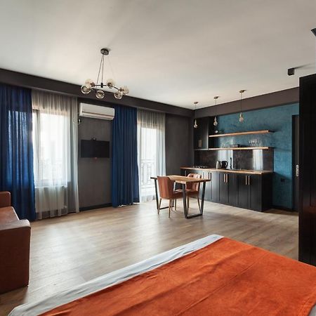 Irina'S Apartments 쿠타이시 외부 사진