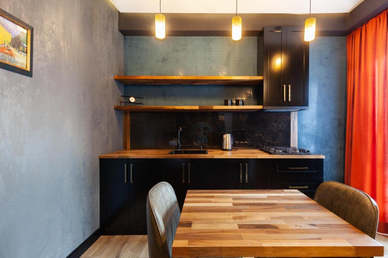 Irina'S Apartments 쿠타이시 외부 사진